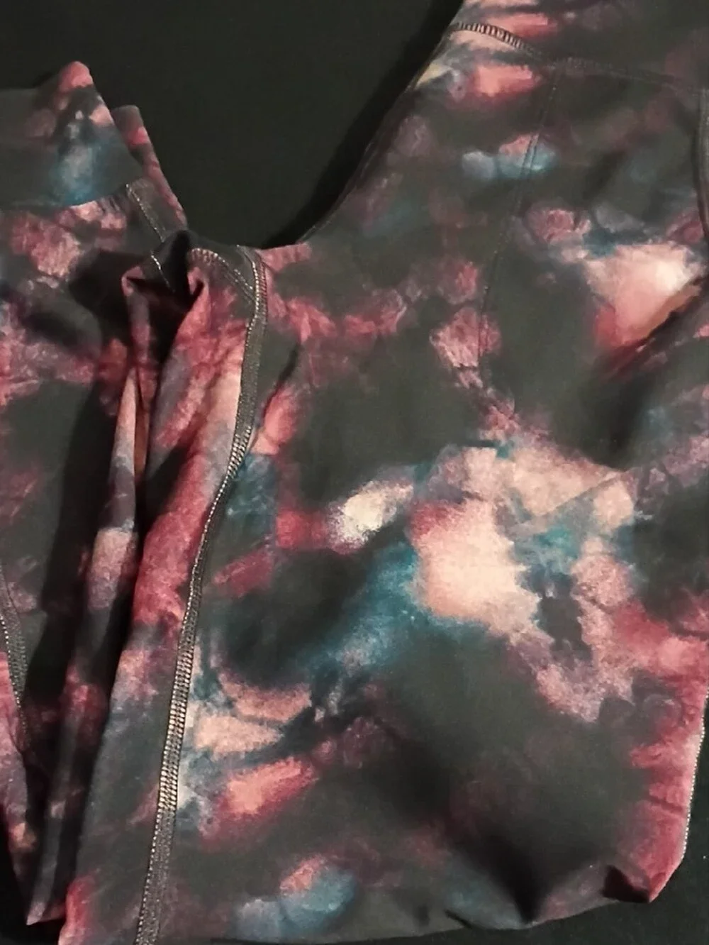 Old Navy Girls Tie-Dye Leggings in Pink, Blue & Black